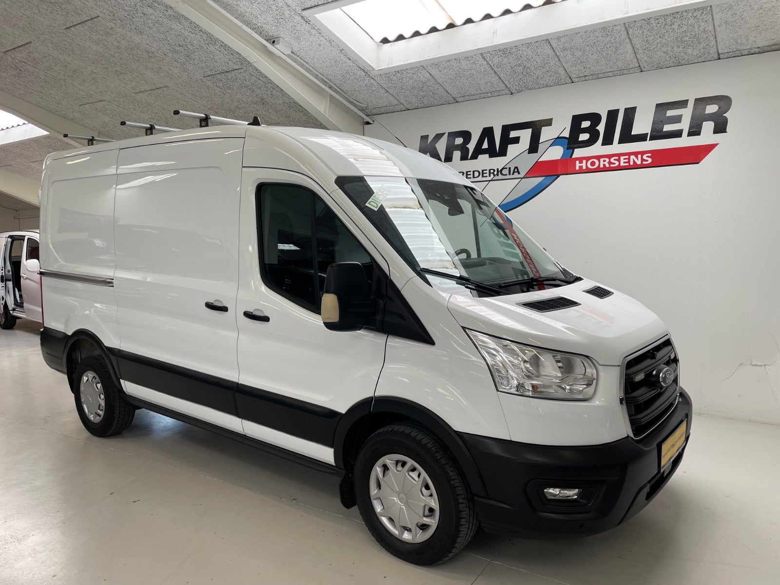 Billede af Ford Transit 350 L2 Van 2,0 TDCi 170 Trend aut. H2 FWD