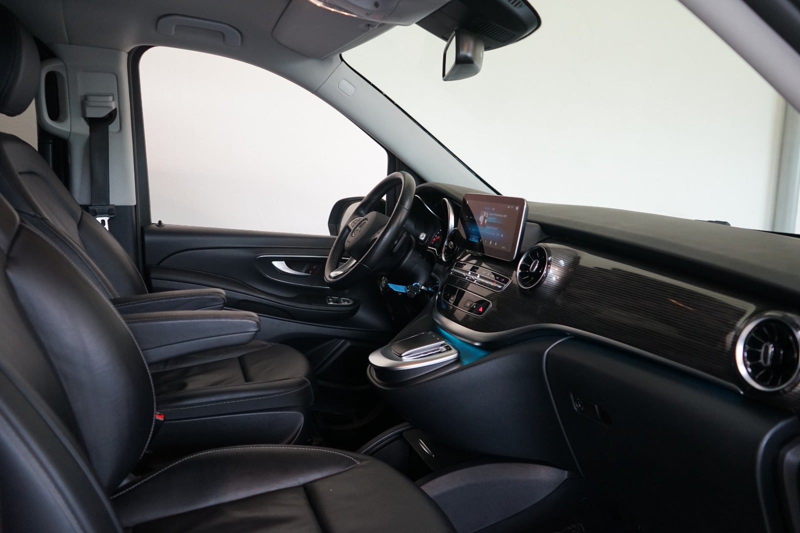 Mercedes EQV300