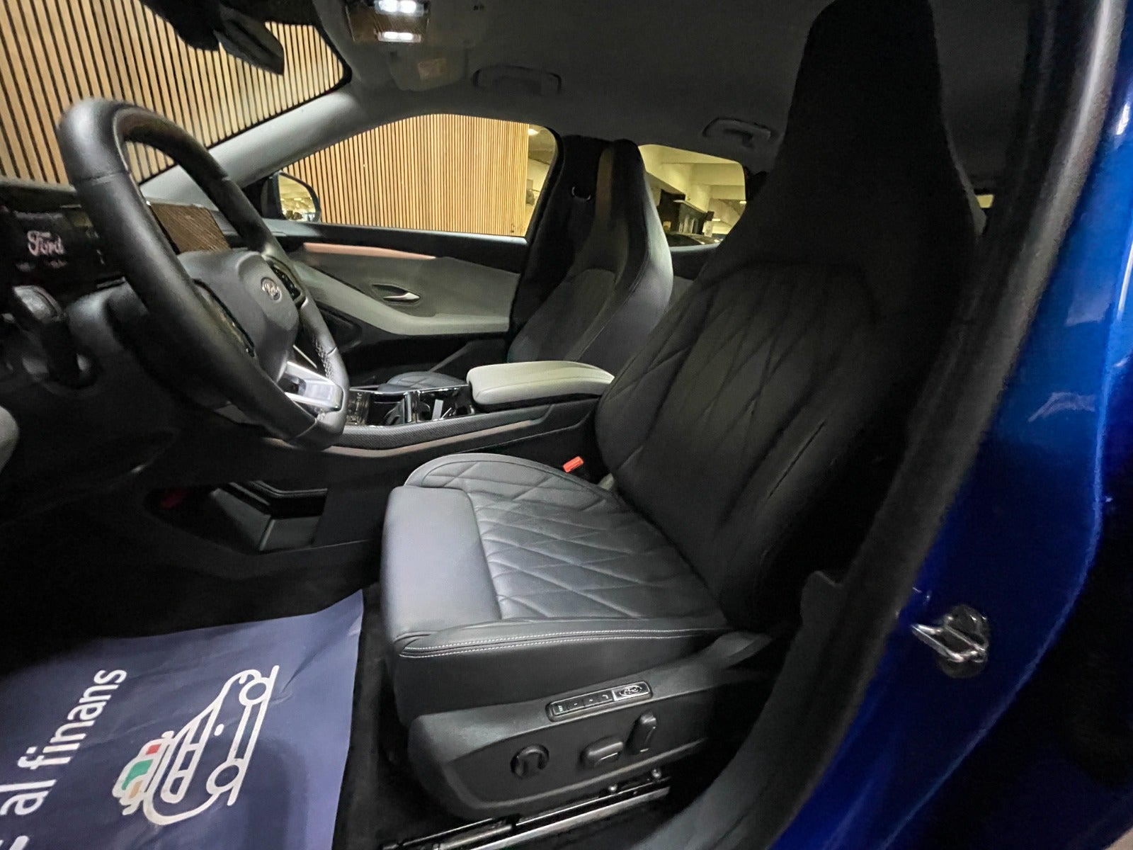 Billede af Ford Explorer 77 Premium Extended Range