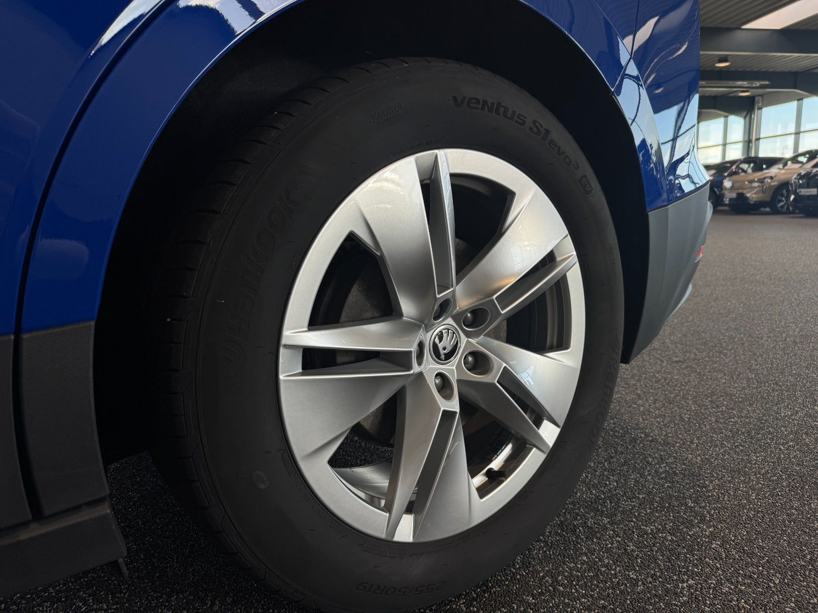 Skoda Enyaq 85 iV Premium 5d - 10