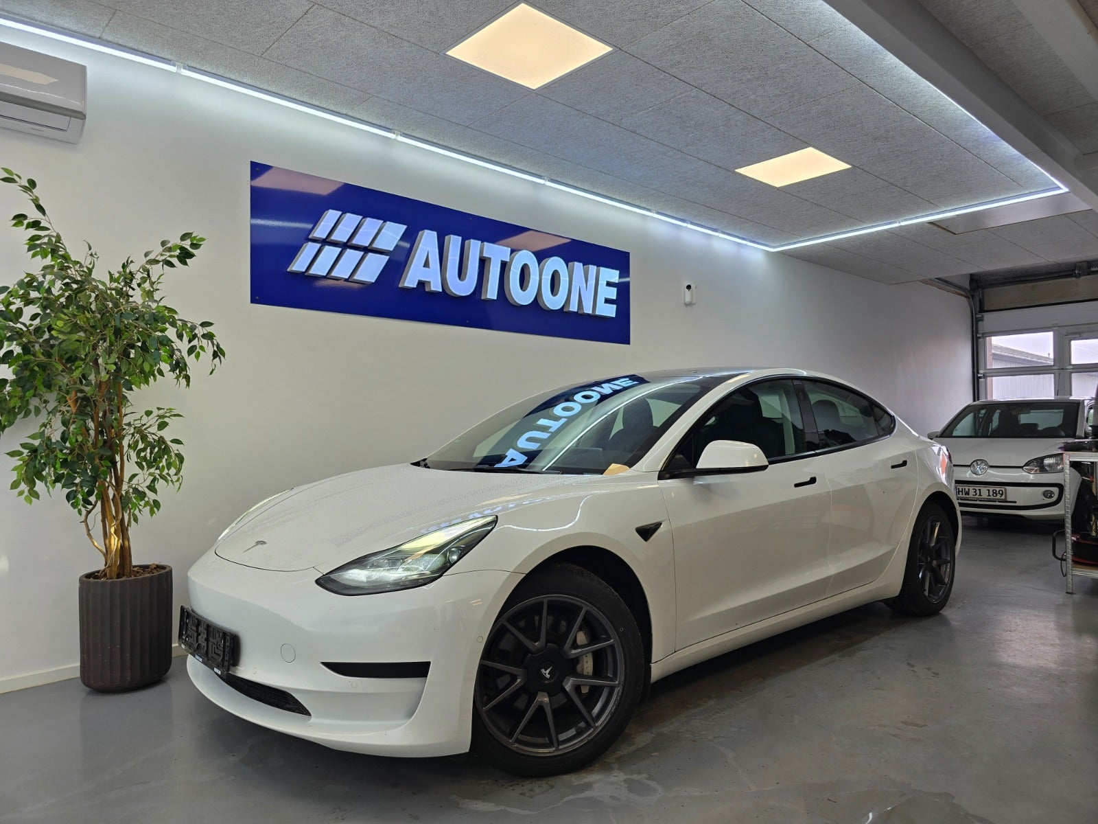Billede af Tesla Model 3  RWD