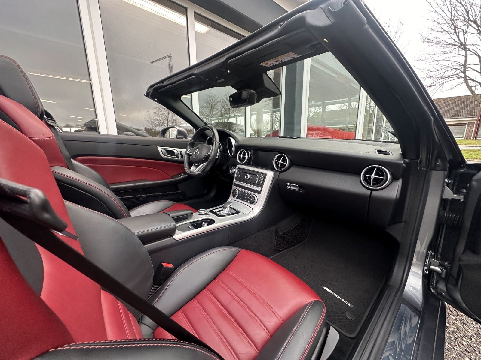 Mercedes SLC300 2016