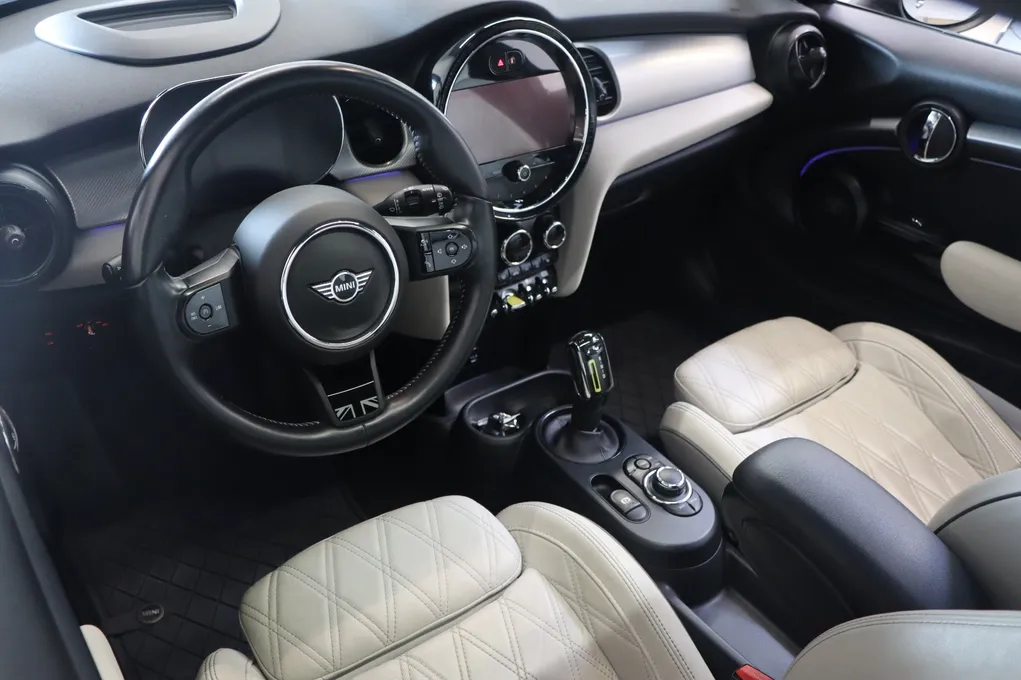 MINI Cooper SE Yours Trim