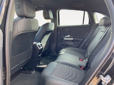 Mercedes EQA250+ Progressive Van