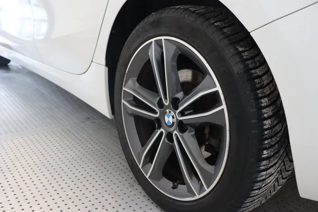 BMW 118i Sport Line aut.