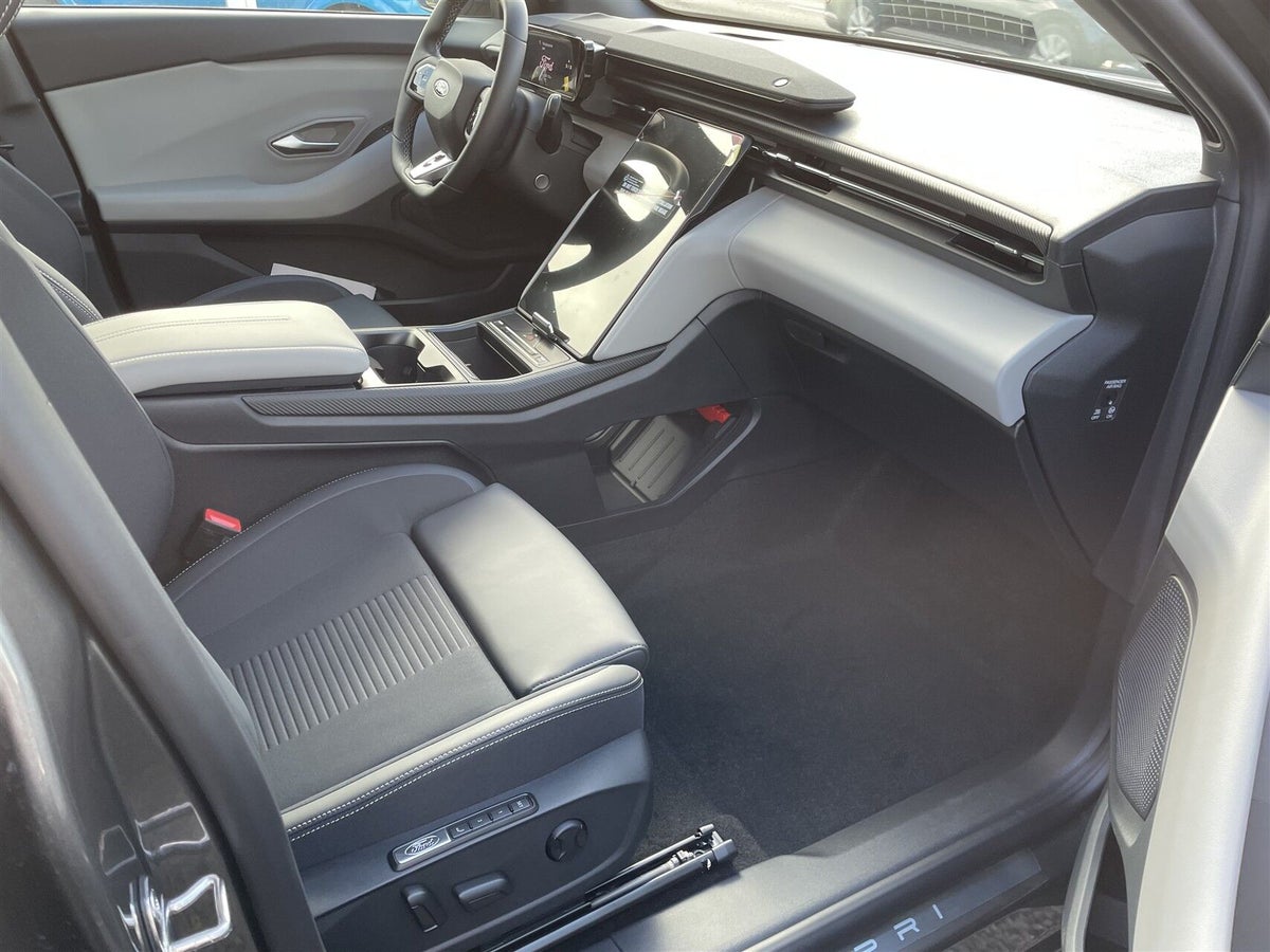 Ford Capri Premium Extended Range billede 7