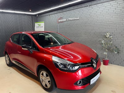 Renault Clio IV 0,9 TCe 90 Expression 5d
