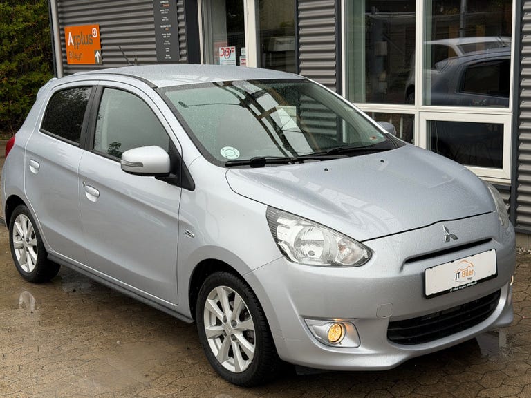Mitsubishi Space Star Intense CVT
