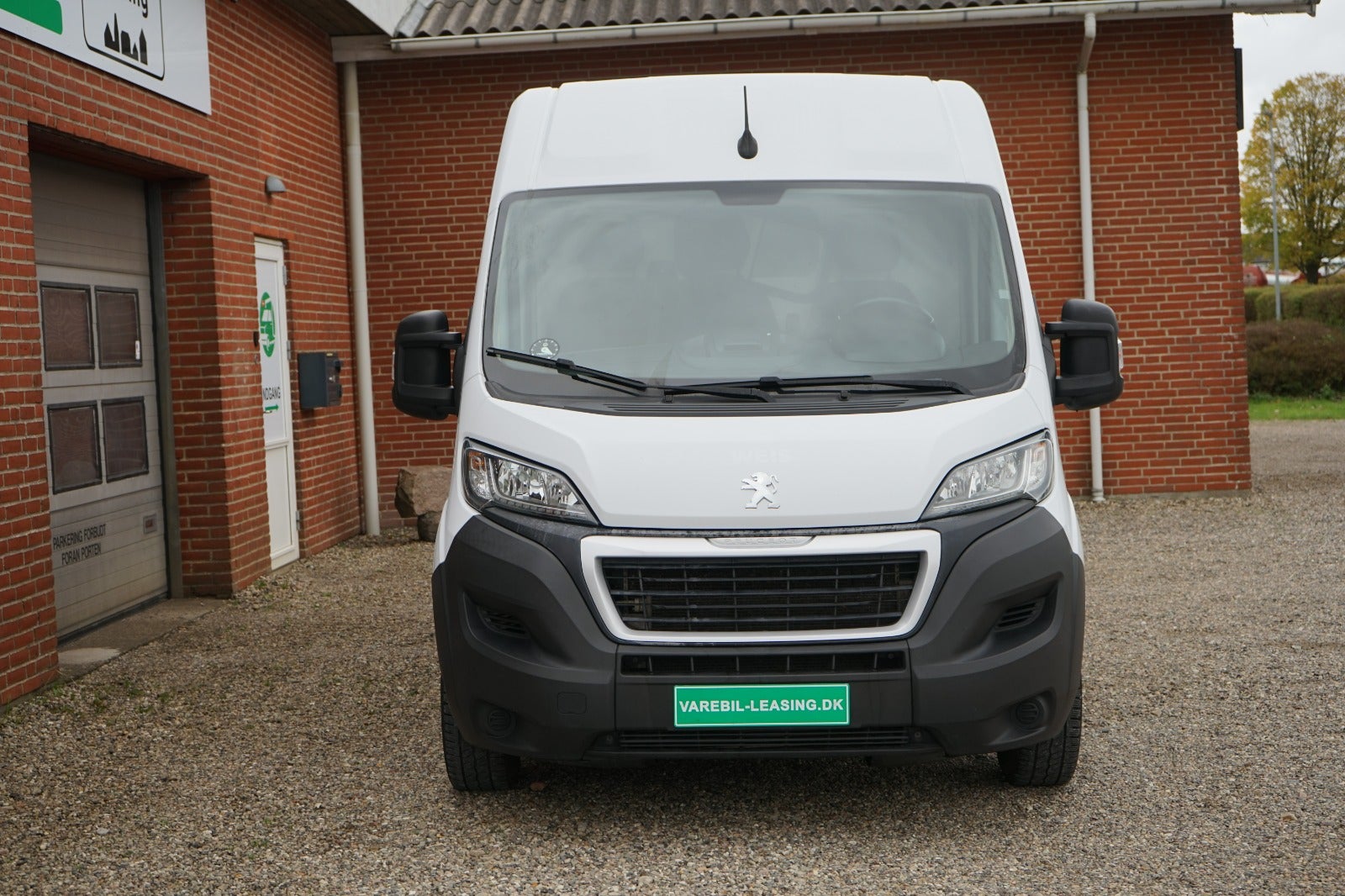 Billede af Peugeot Boxer 333 2,2 BlueHDi 140 L2H2 Premium