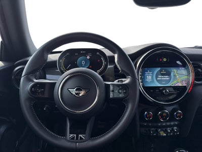 MINI Cooper SE Classic Trim billede 3