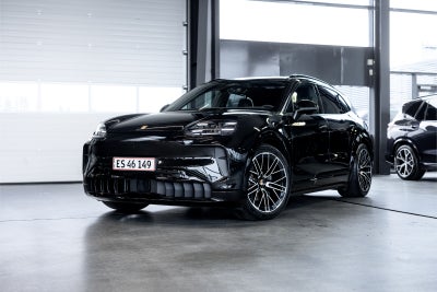 Porsche Cayenne  Electric 5d