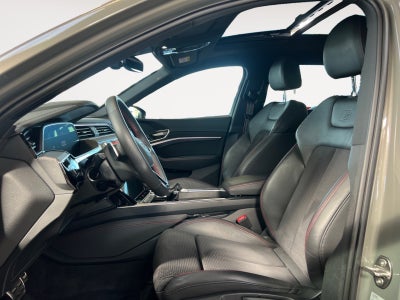 Audi Q8 e-tron S-line quattro