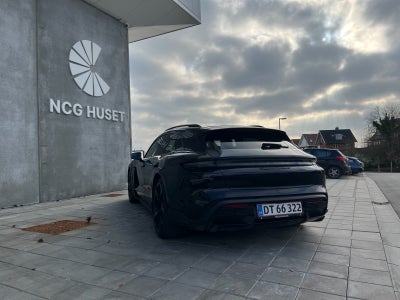 Porsche Taycan Turbo S Cross Turismo - 3