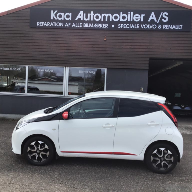 Toyota Aygo VVT-i x-play x-shift