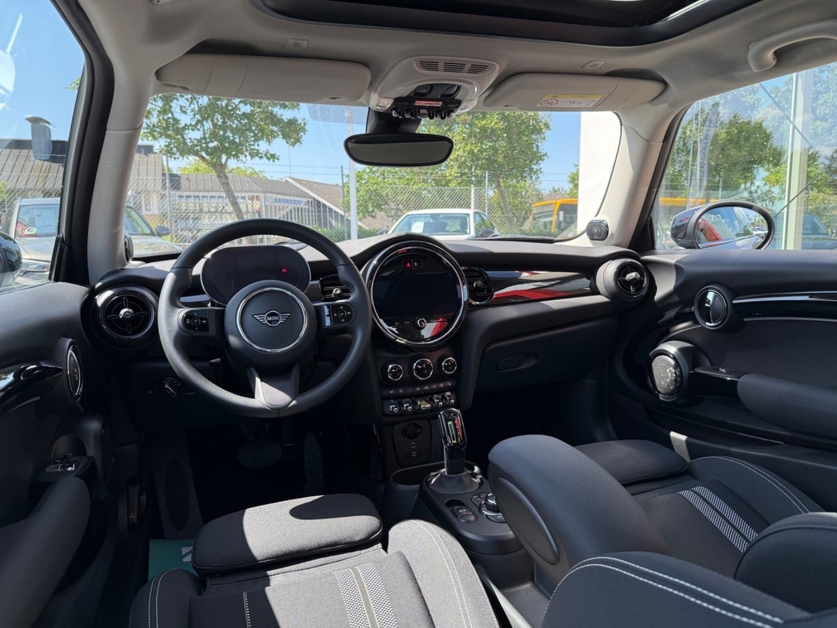 Billede af MINI Cooper SE Classic Trim