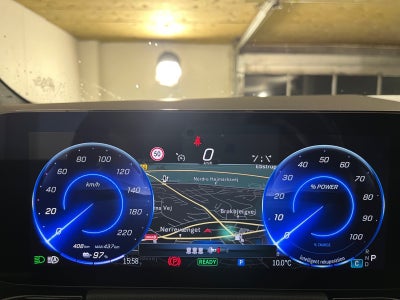Mercedes EQA300 Progressive 4Matic Van