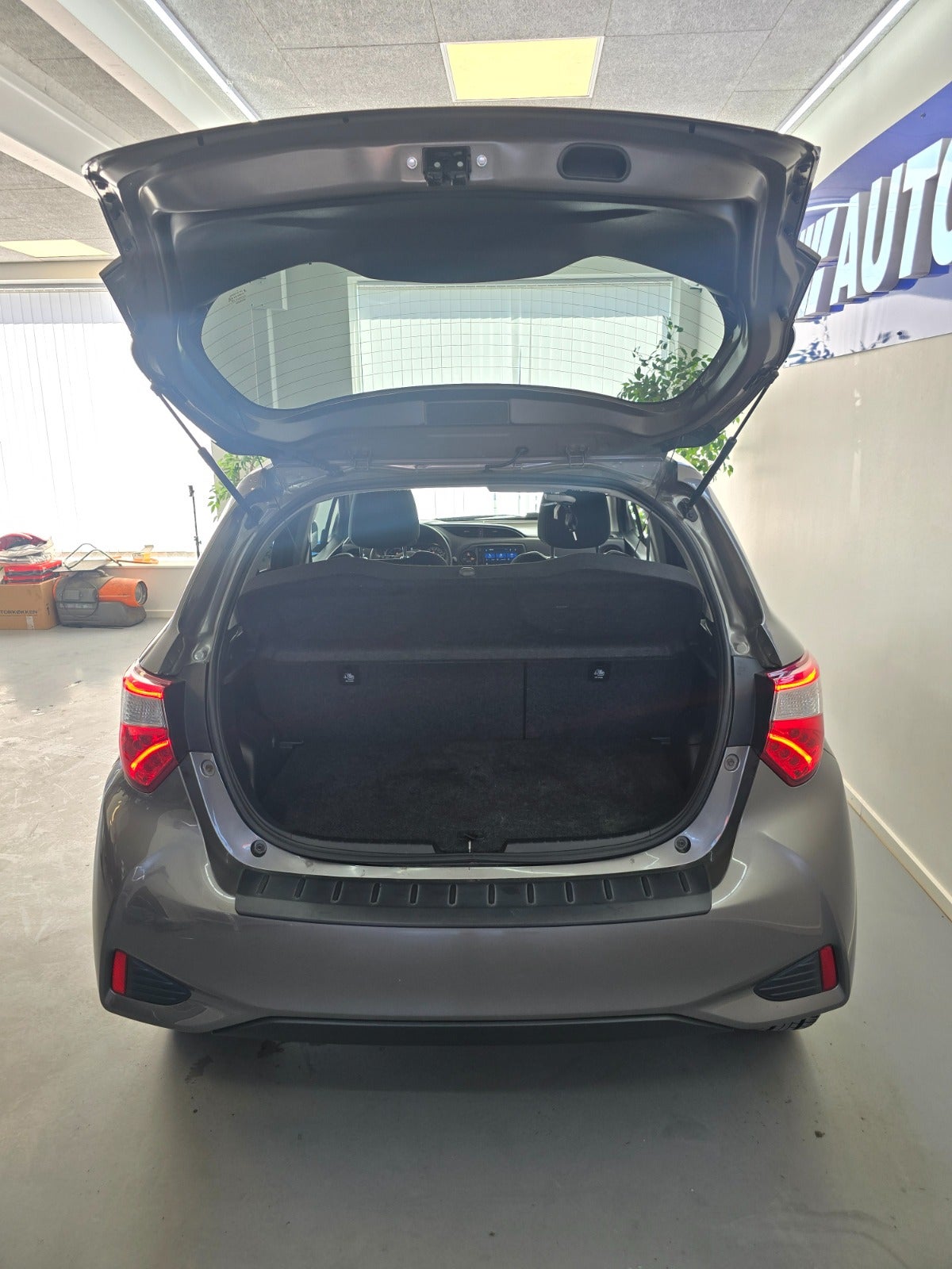 Billede af Toyota Yaris 1,5 Hybrid H3 Limited Smart e-CVT