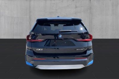 BMW iX1 xDrive30 X-Line