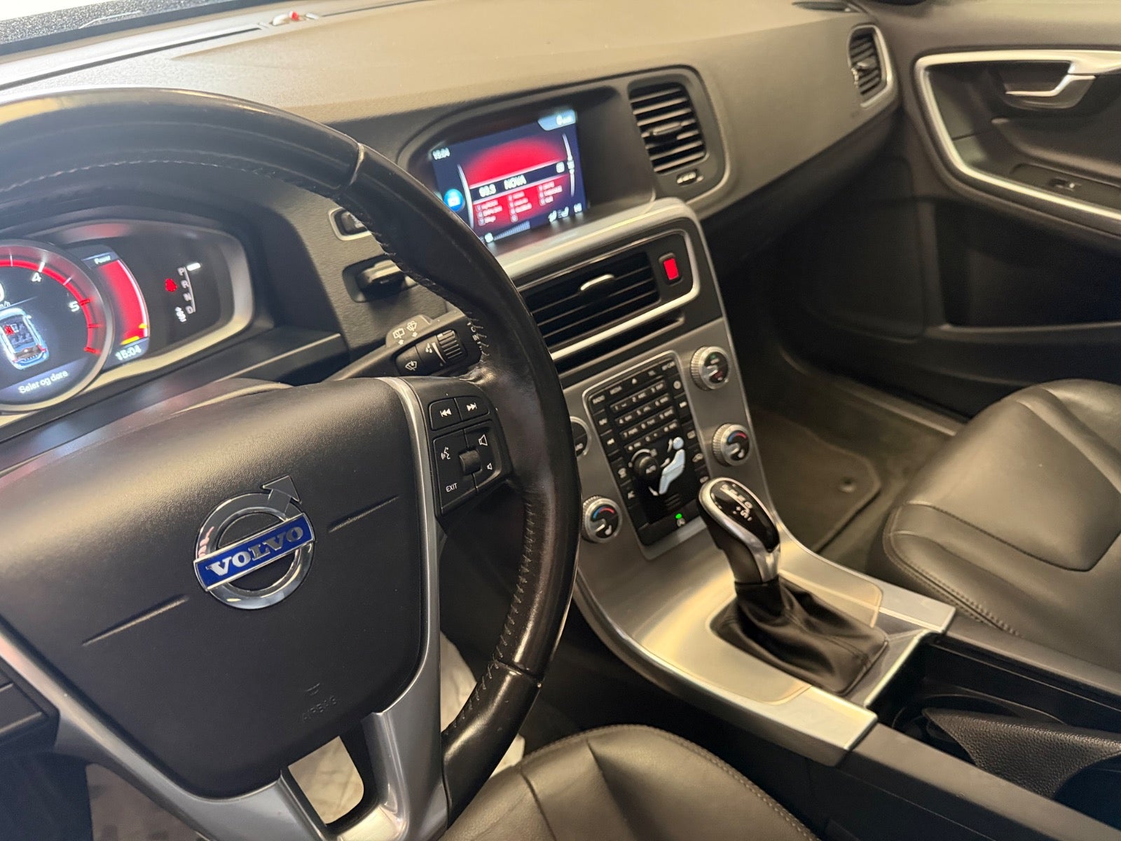 Volvo V60 D3 150 Momentum aut. - billede 8