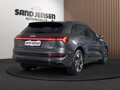 Audi e-tron S-line quattro Van