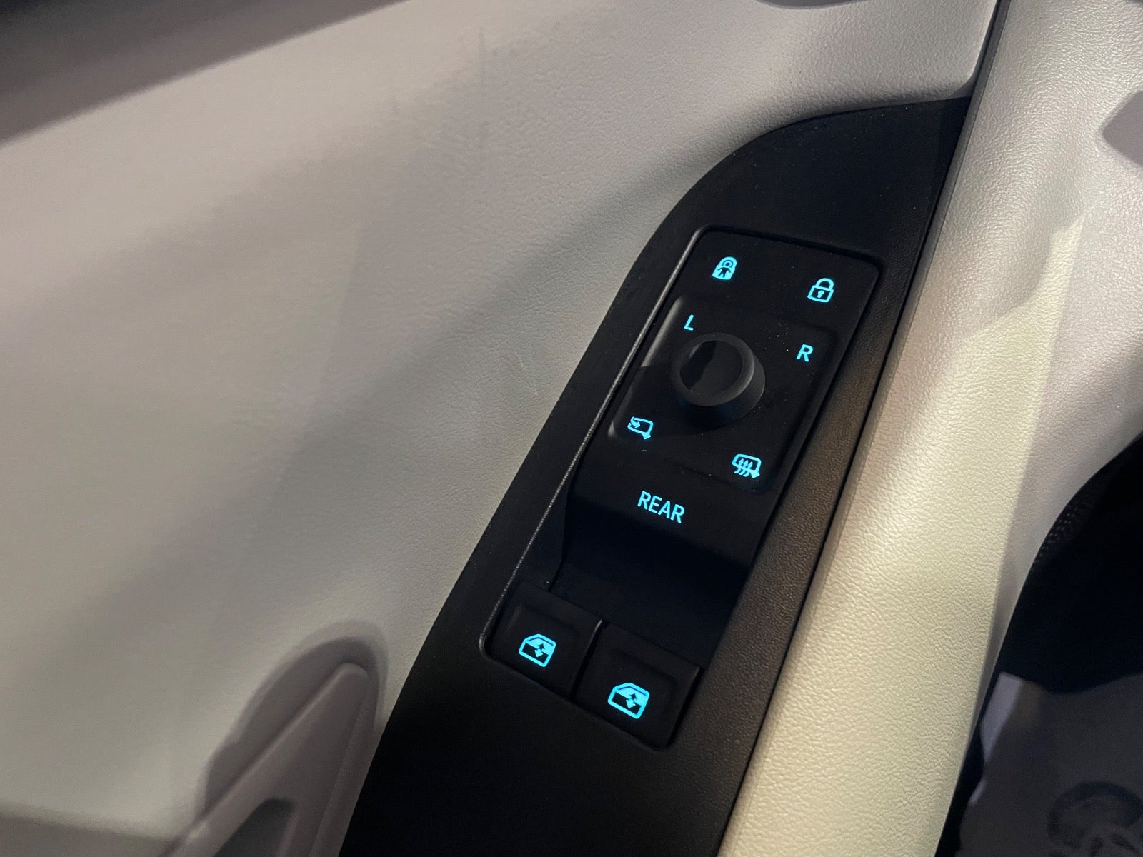 Ford Capri Select Extended Range