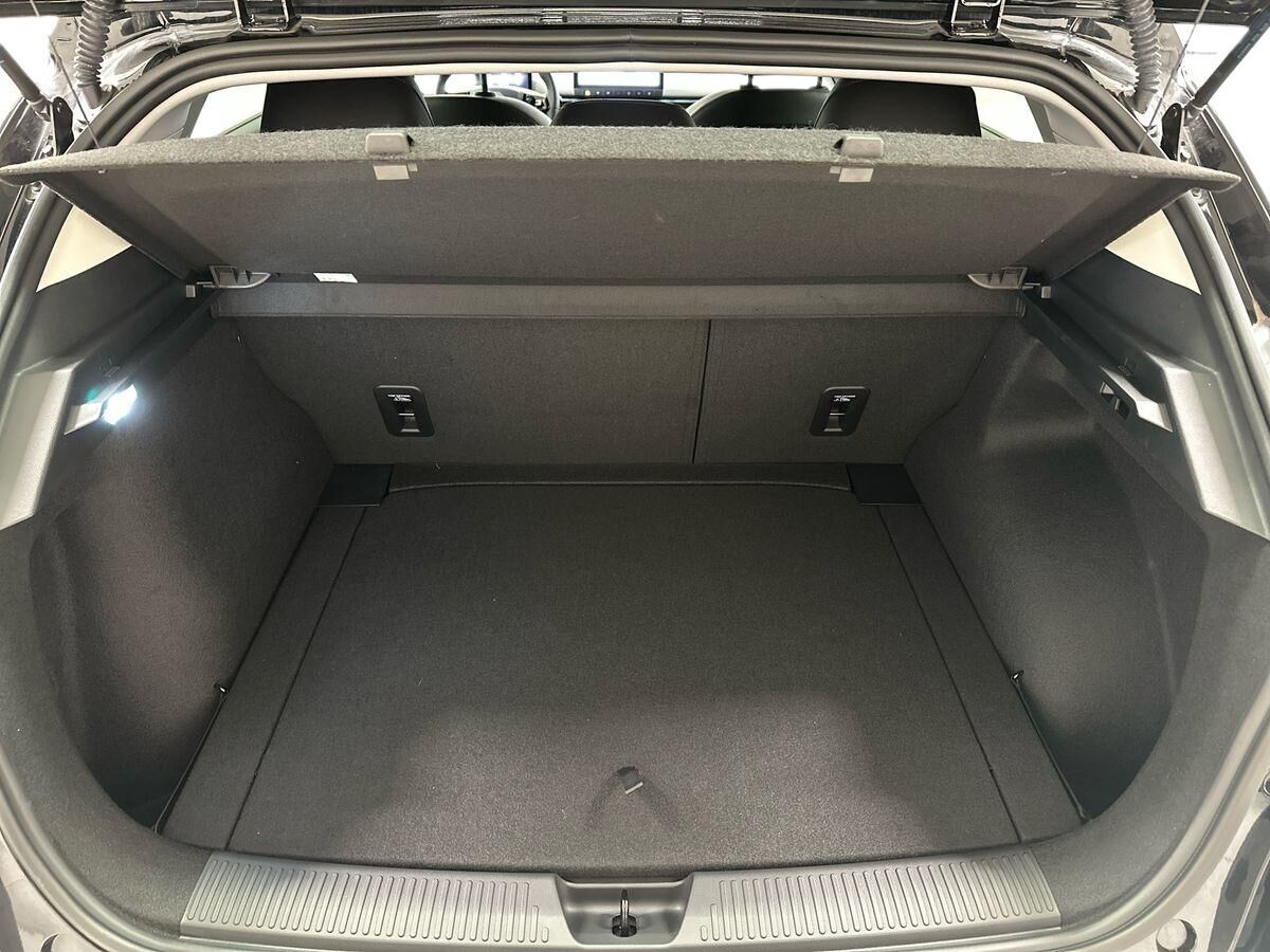 MG 4 Luxury billede 13