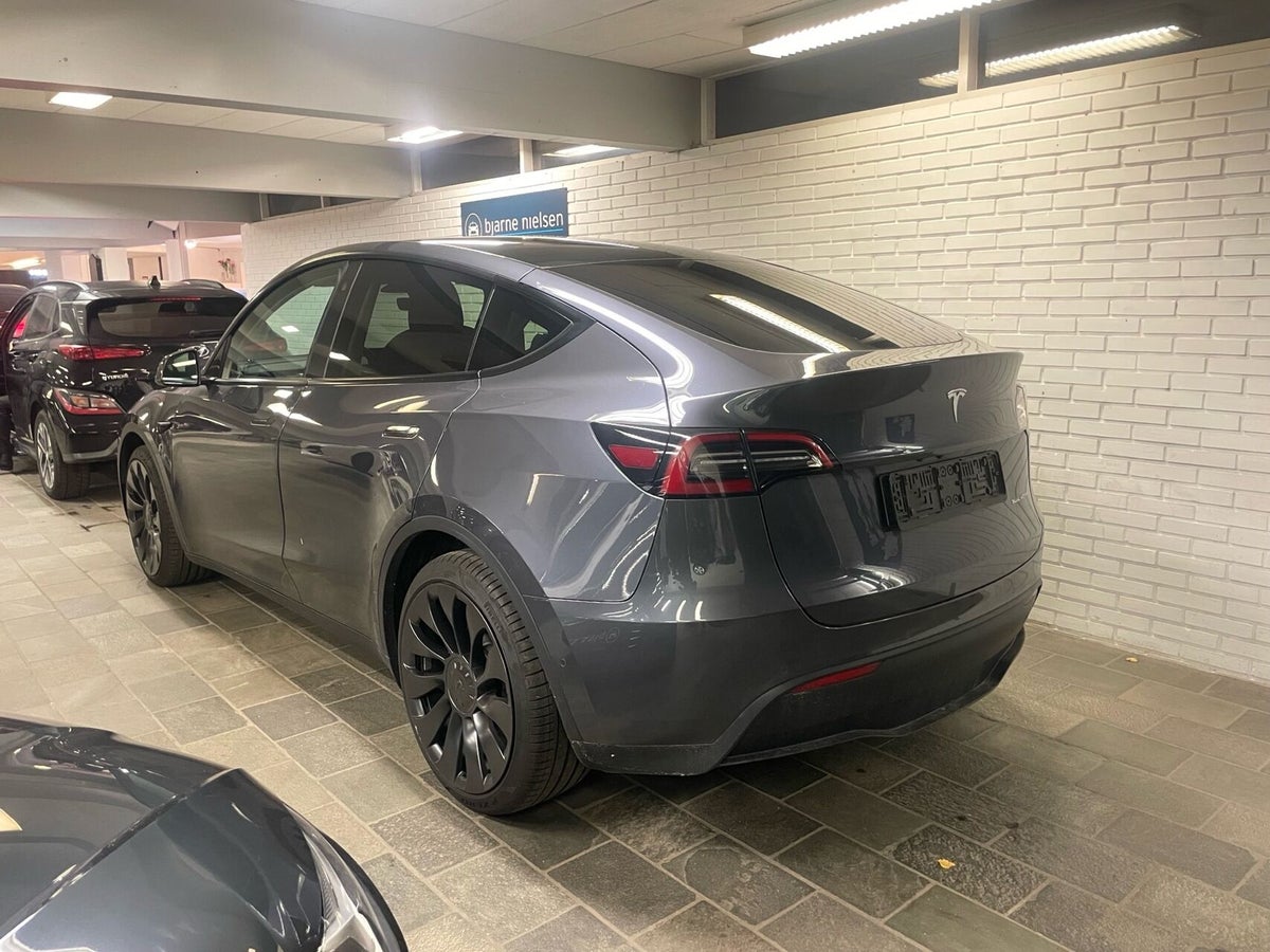 Tesla Model Y Long Range AWD billede 2