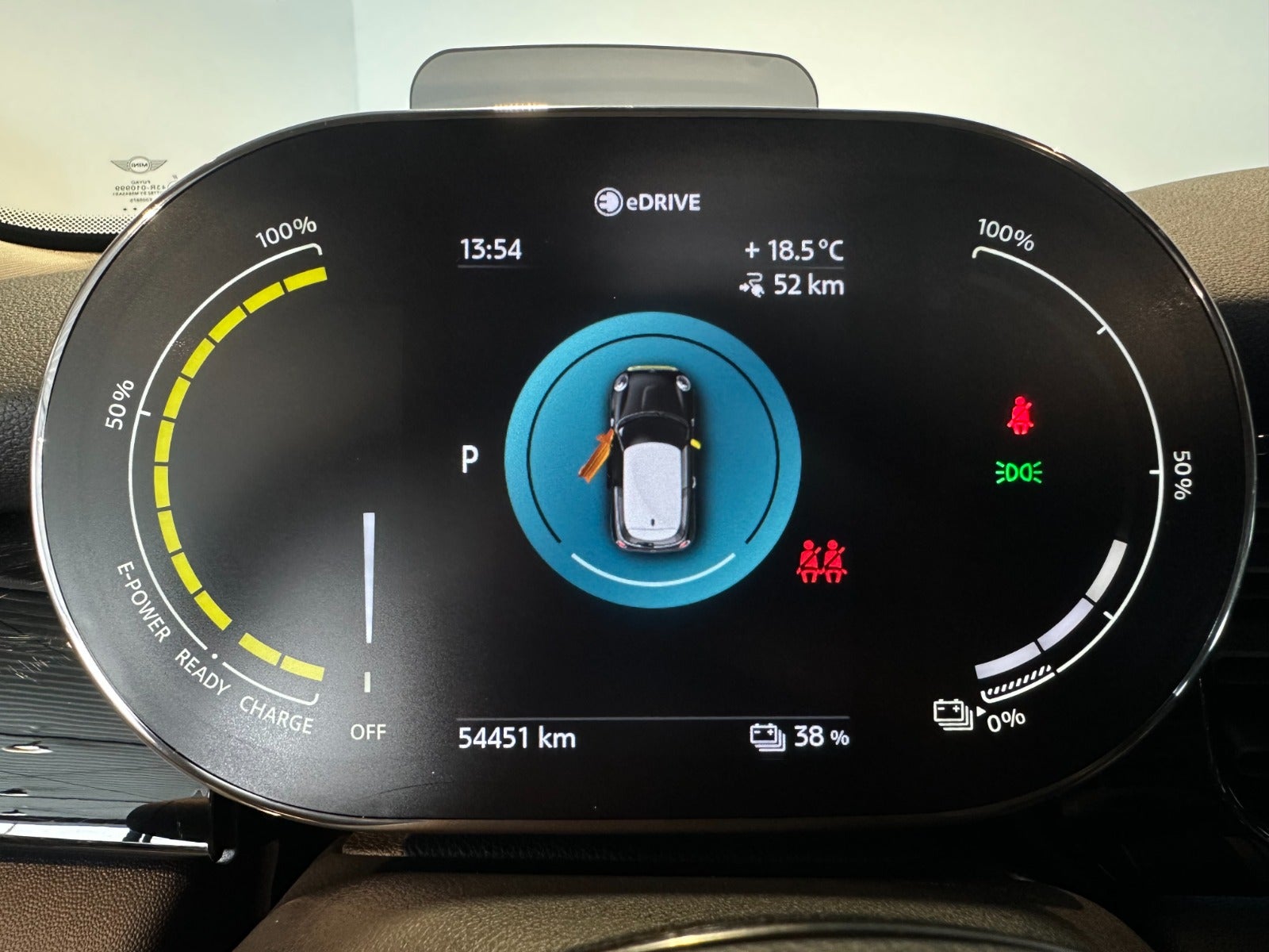 MINI Cooper SE Essential 3d - 9