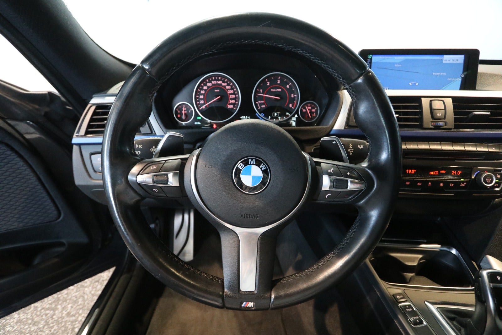 BMW 330d 2015