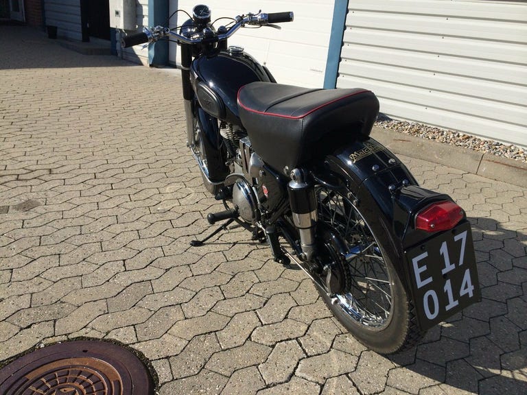 BSA M33 