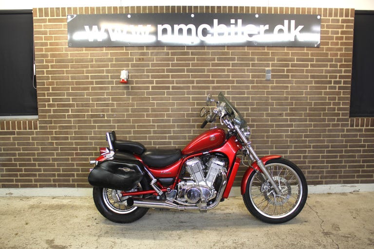 Suzuki VS 750 Intruder 