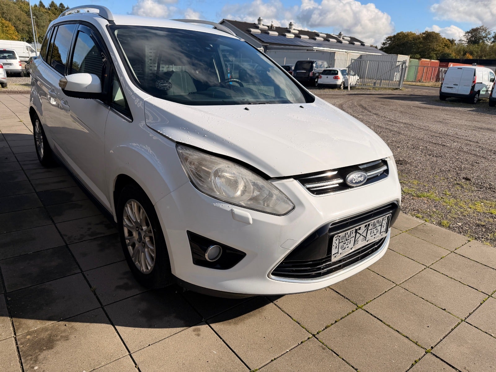 Ford Grand C-MAX TDCi 115 Titanium Van