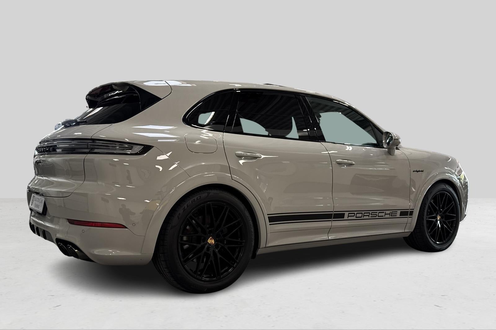 Porsche Cayenne 3,0 E-Hybrid Coupé Tiptr.