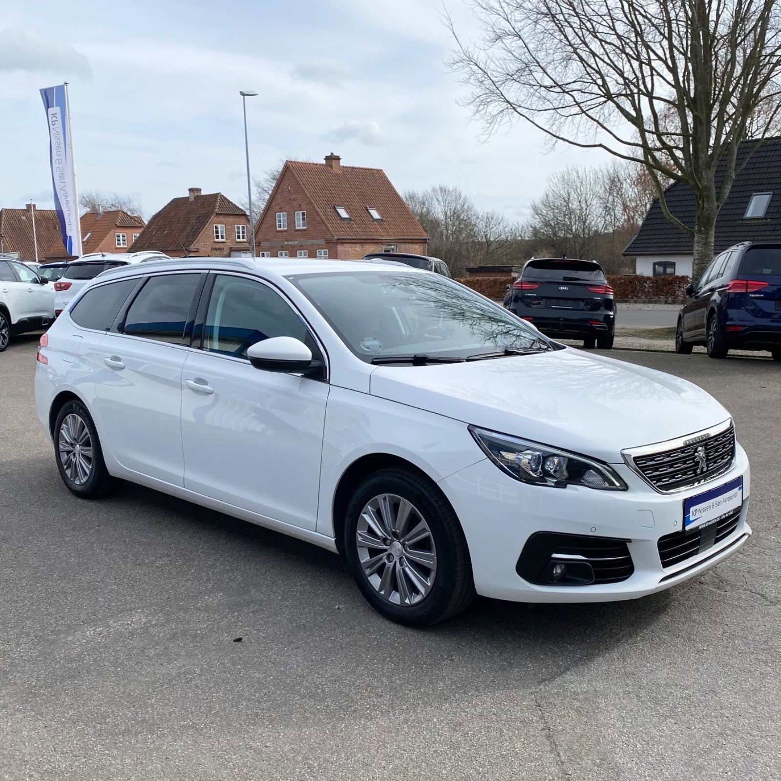 Peugeot 308 BlueHDi 130 Allure Pack SW EAT8