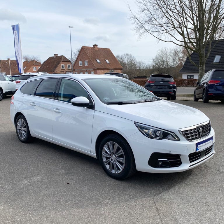 Peugeot 308 BlueHDi 130 Allure Pack SW EAT8