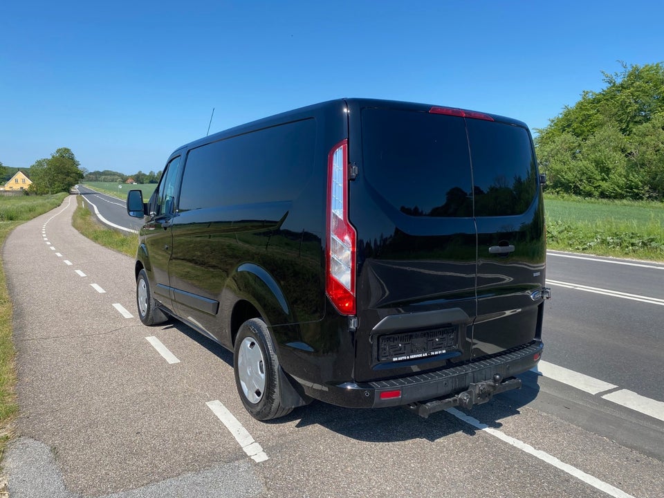 Ford Transit Custom 290 L1, Billede 2