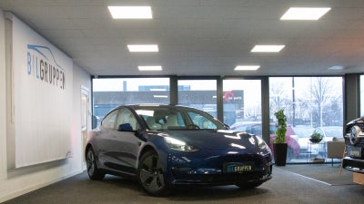 Tesla Model 3  Long Range AWD El 4x4 4x4 aut. Automatgear modelår 2022 km 20170 Blåmetal nysynet ABS