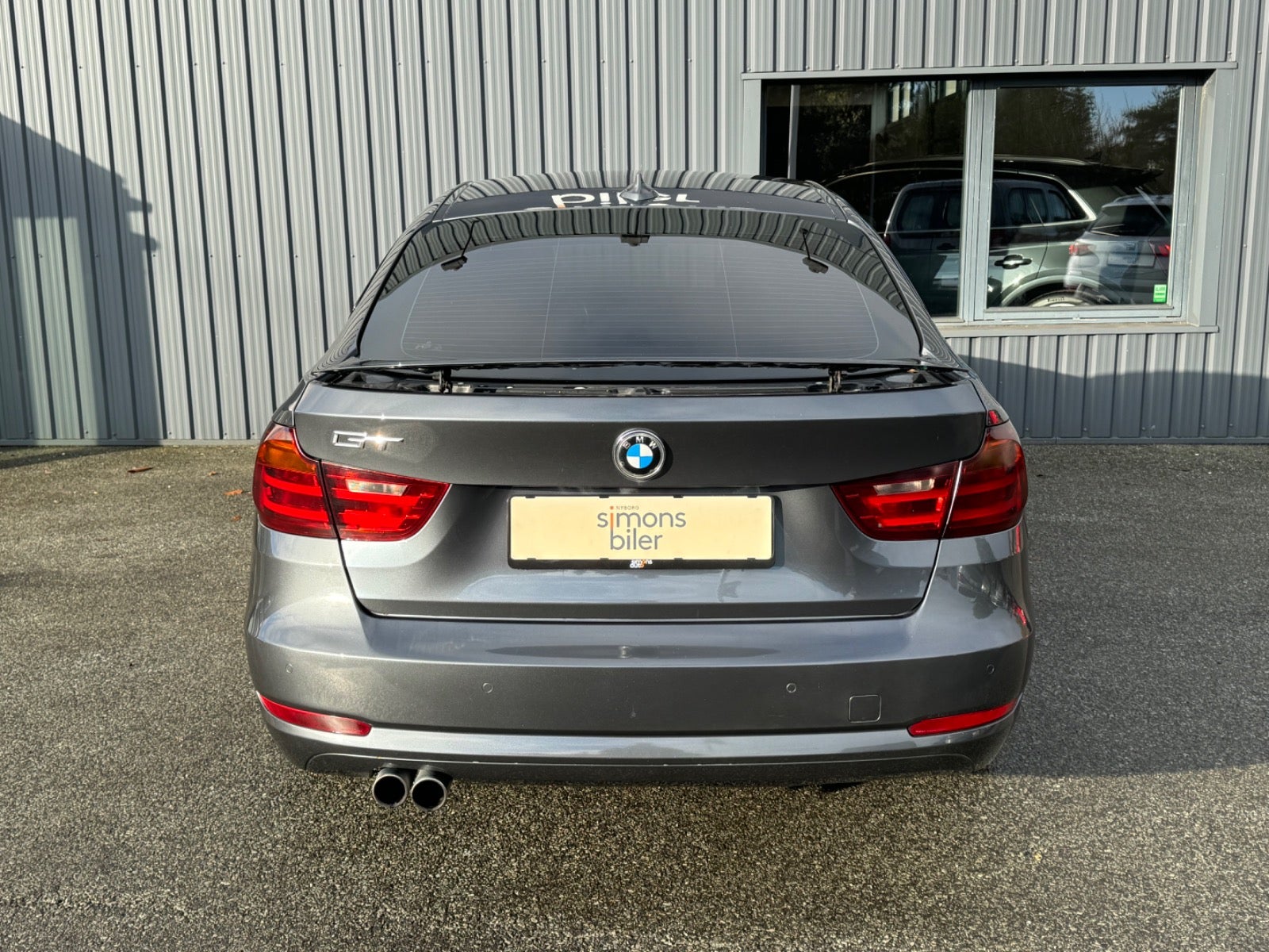 BMW 320d 2016