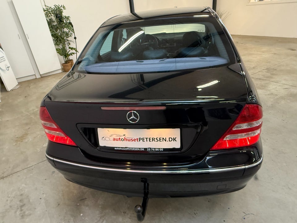 Mercedes C240, Billede 5