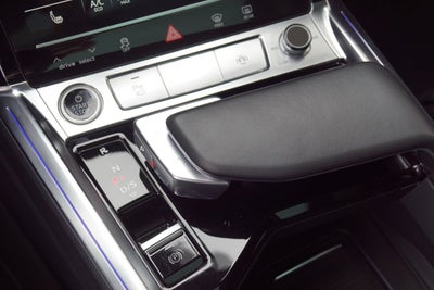 Audi e-tron S-line Sportback quattro