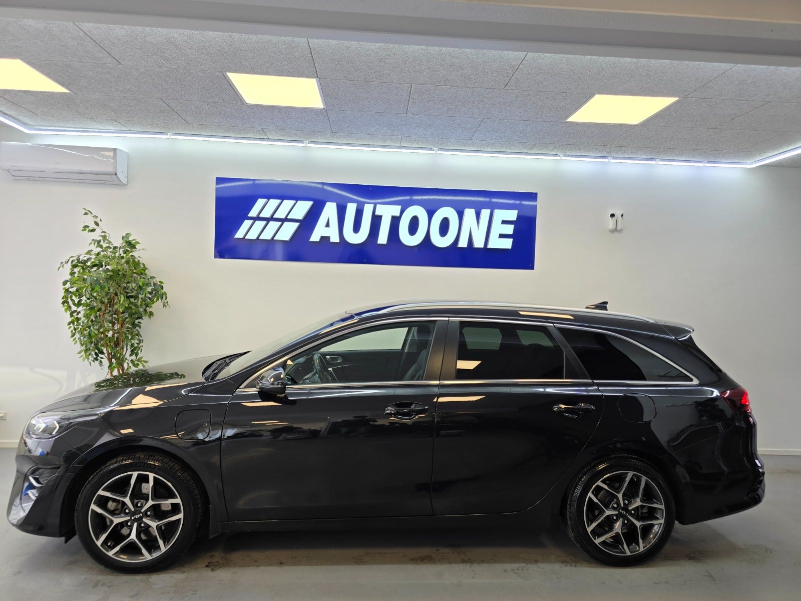 Billede af Kia Ceed 1,6 PHEV Upgrade SW DCT