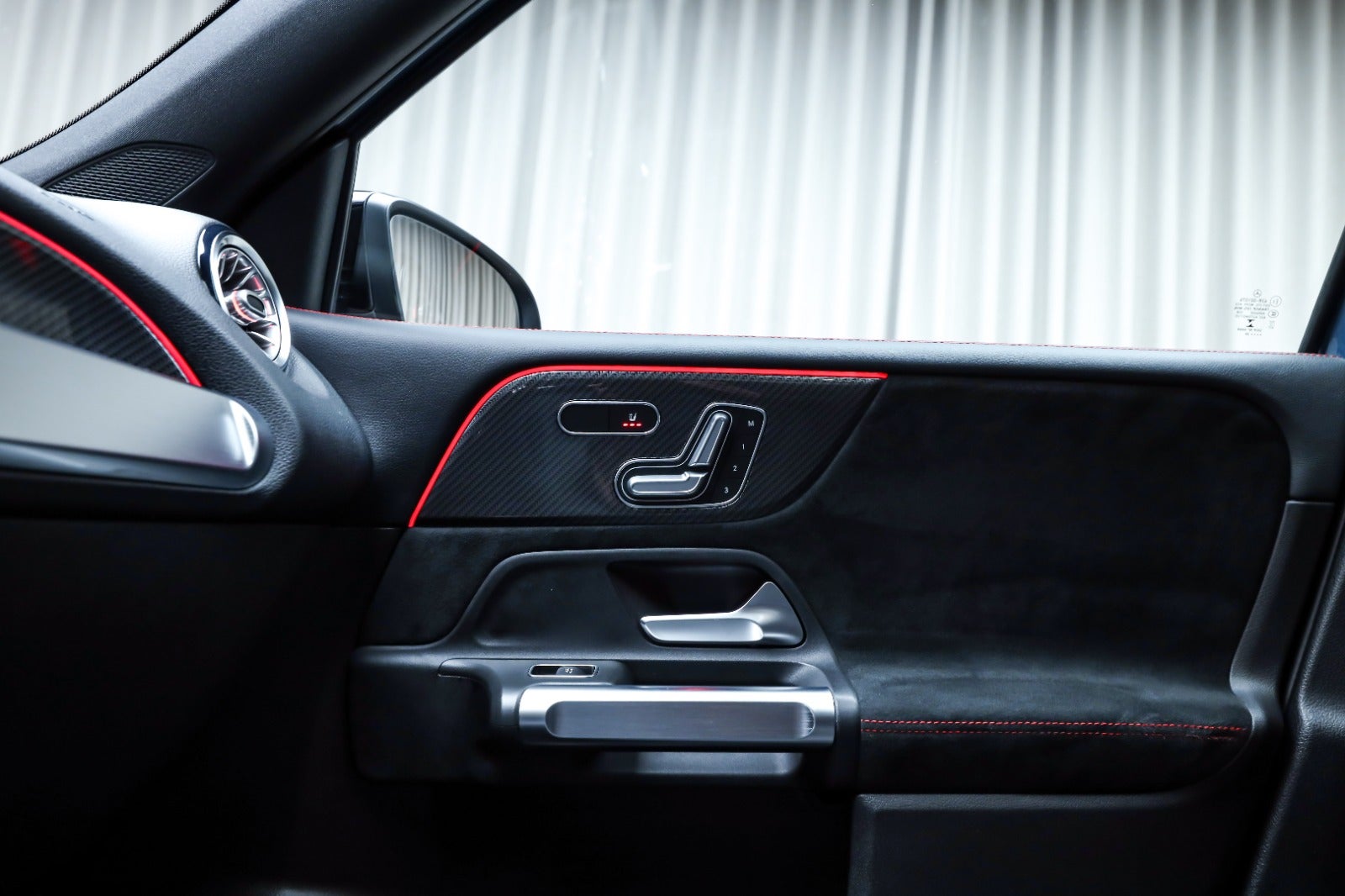 2020 Mercedes-Benz GLB 250