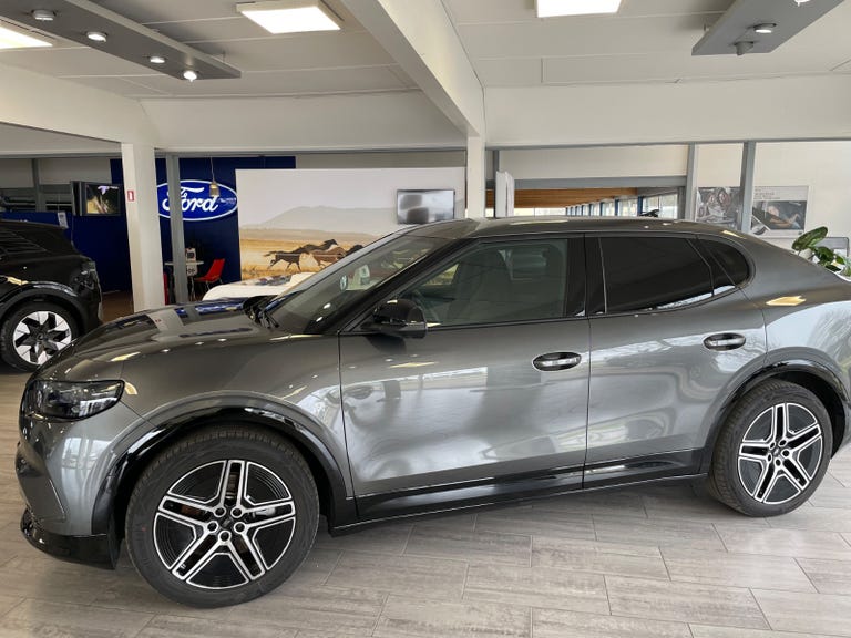 Ford Capri Premium Extended Range