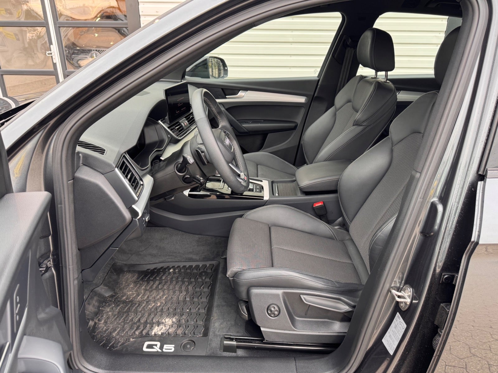 Audi Q5 TFSi S-line Edition S-tr.
