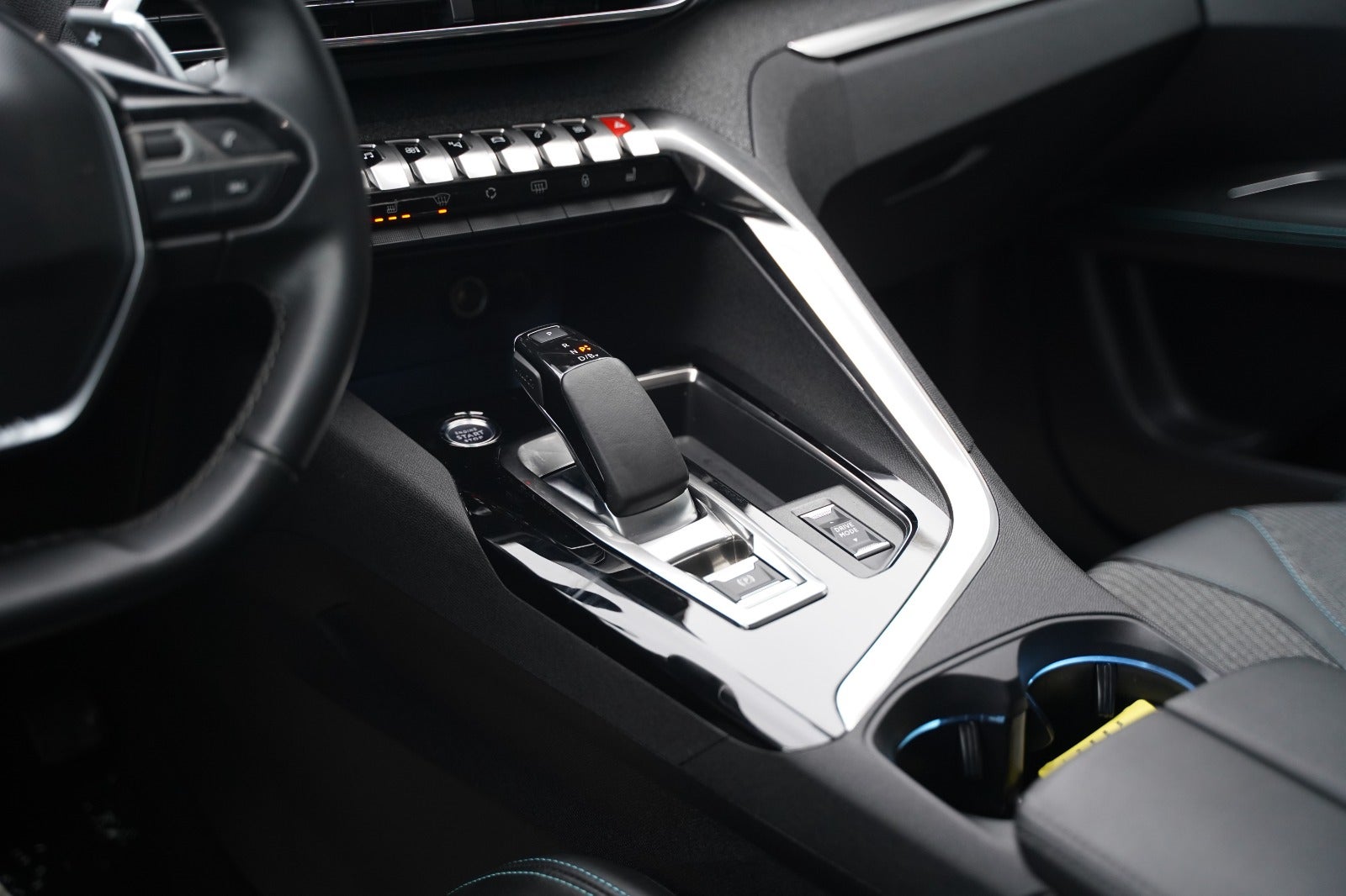 Billede af Peugeot 3008 1,6 Hybrid Allure Pack EAT8