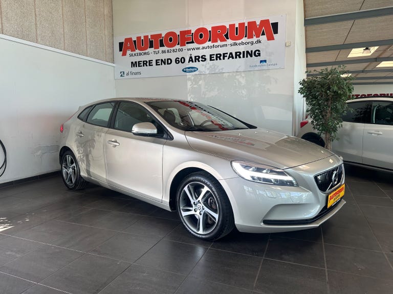Volvo V40 D3 150 Momentum aut.