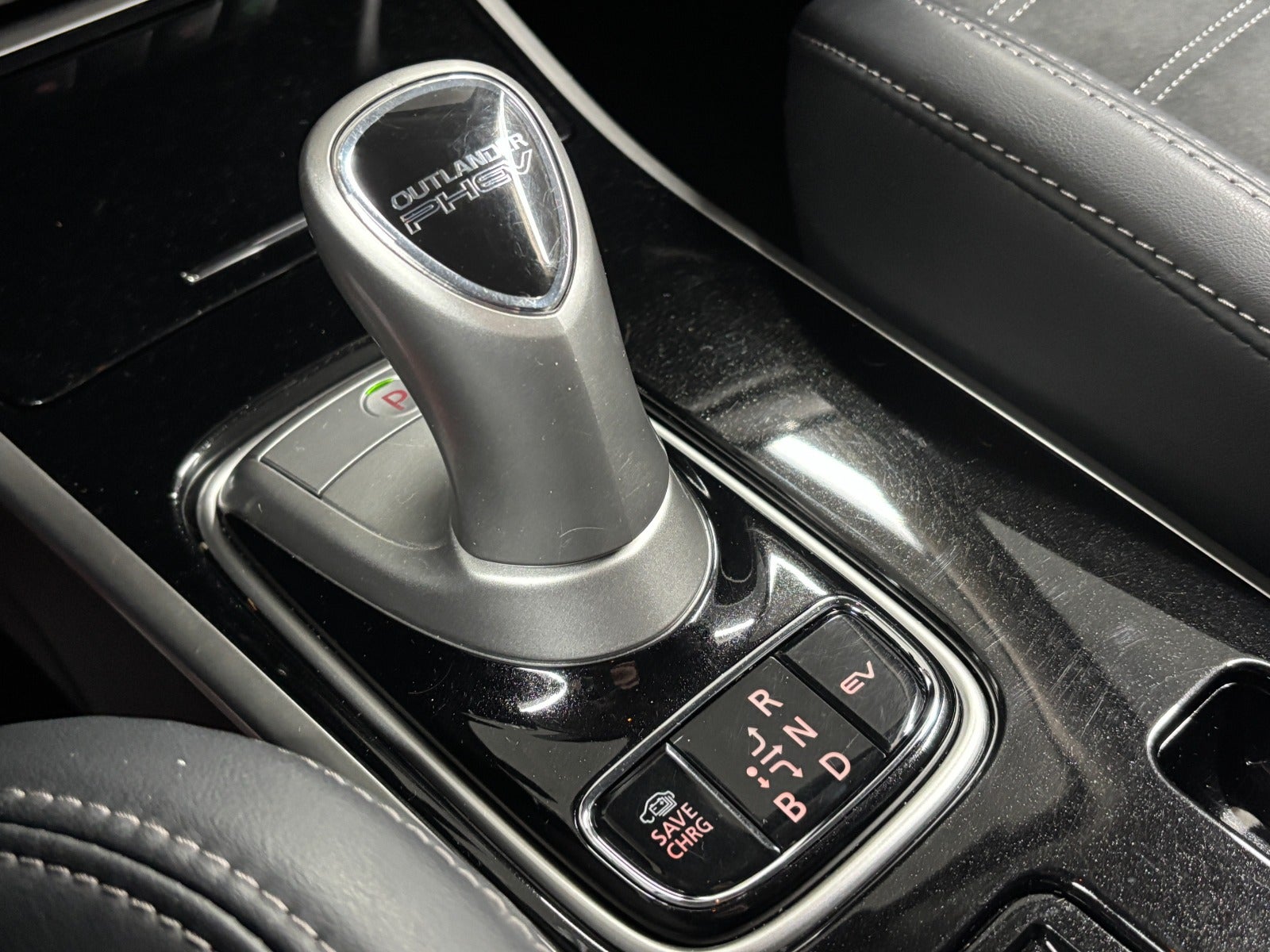 Billede af Mitsubishi Outlander 2,4 PHEV Intense CVT 4WD