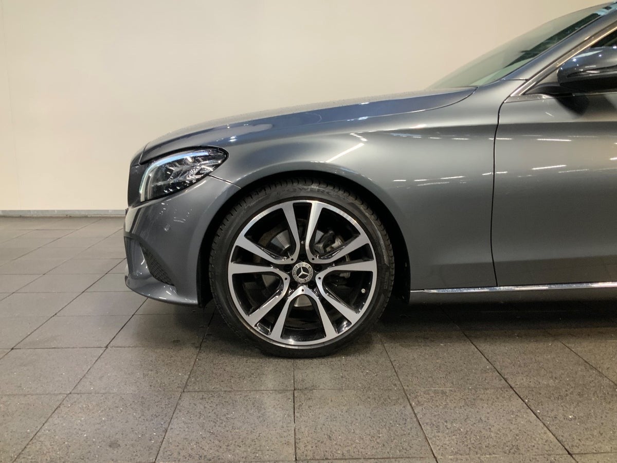 Mercedes-Benz C 220 d (4/8)