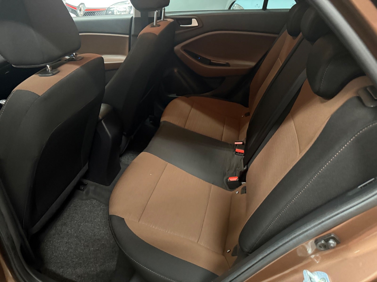 Hyundai i20 Black Life - billede 14