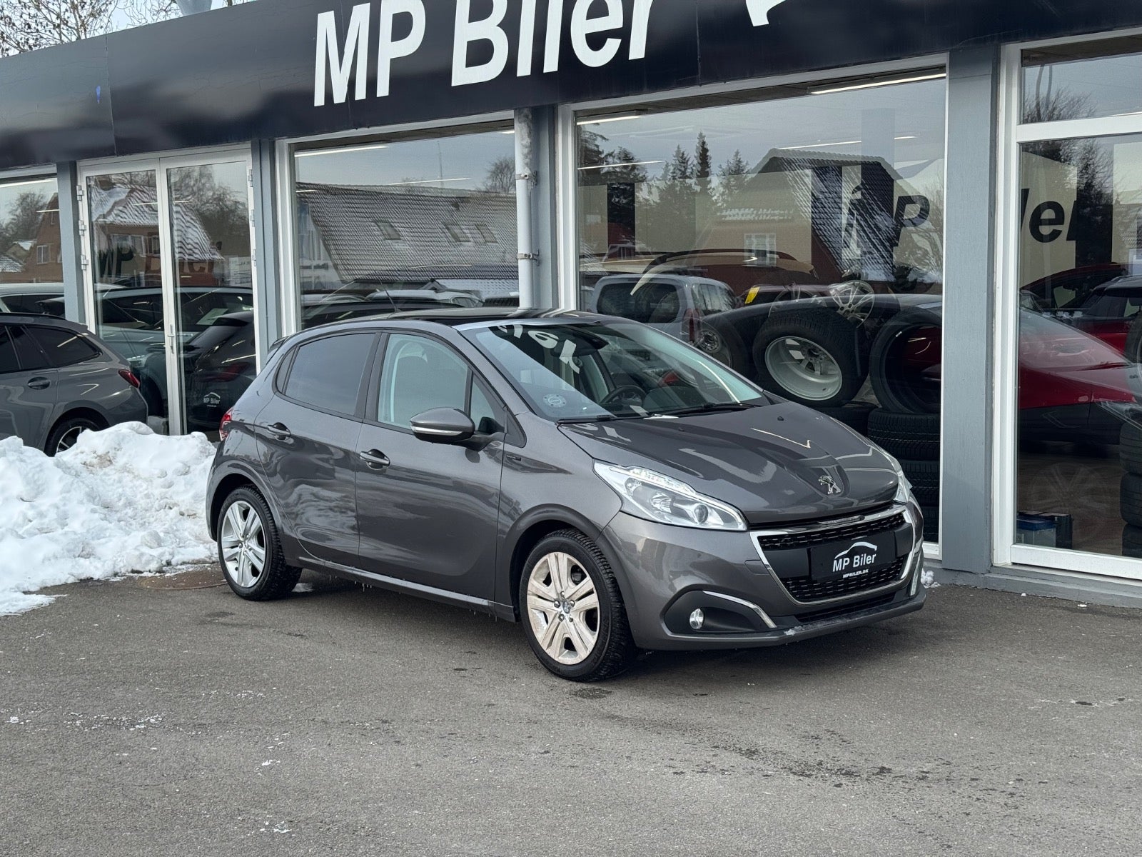Billede af Peugeot 208 1,5 BlueHDi 100 Signature Sky